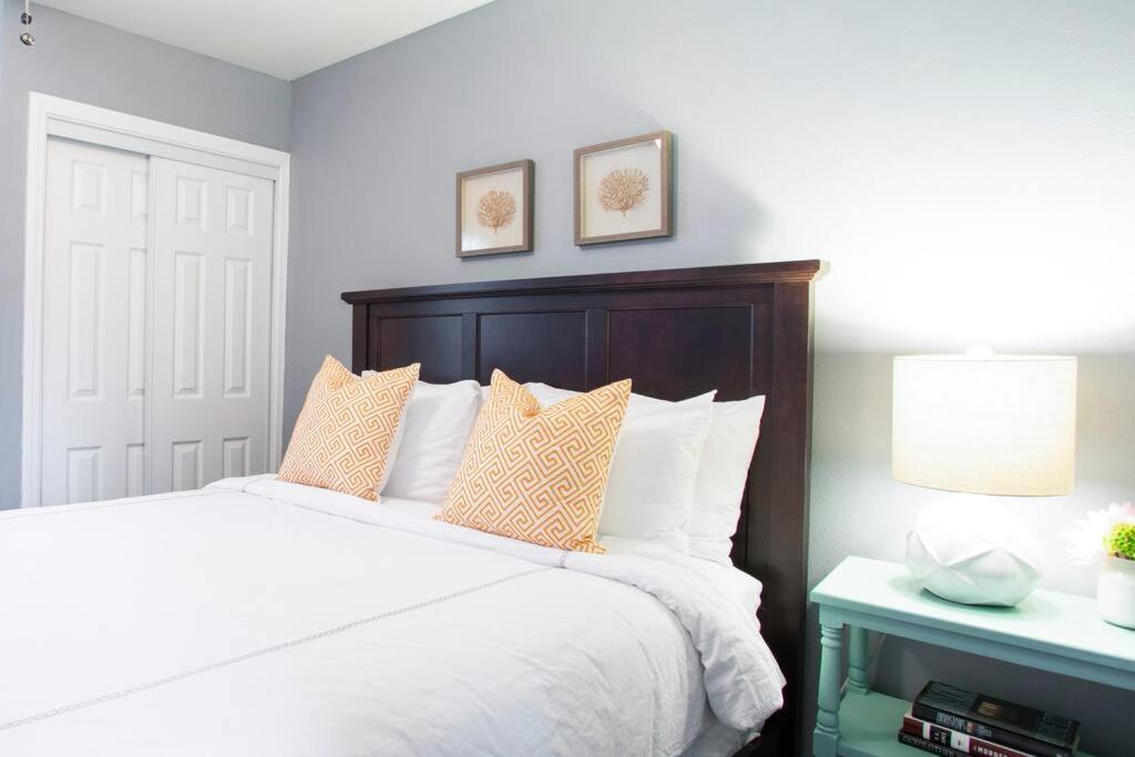 Apartment Located In Historic District Mins To Downtown, Beaches & Convention Center Long Beach Extérieur photo