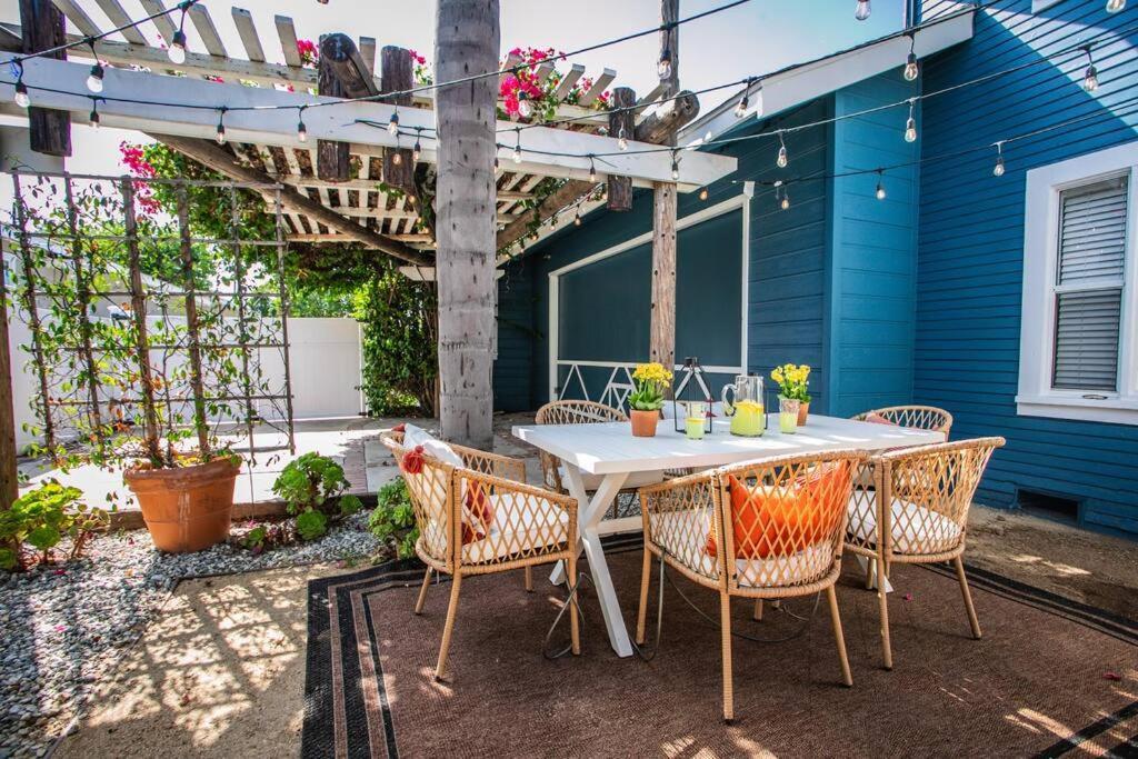 Apartment Located In Historic District Mins To Downtown, Beaches & Convention Center Long Beach Extérieur photo